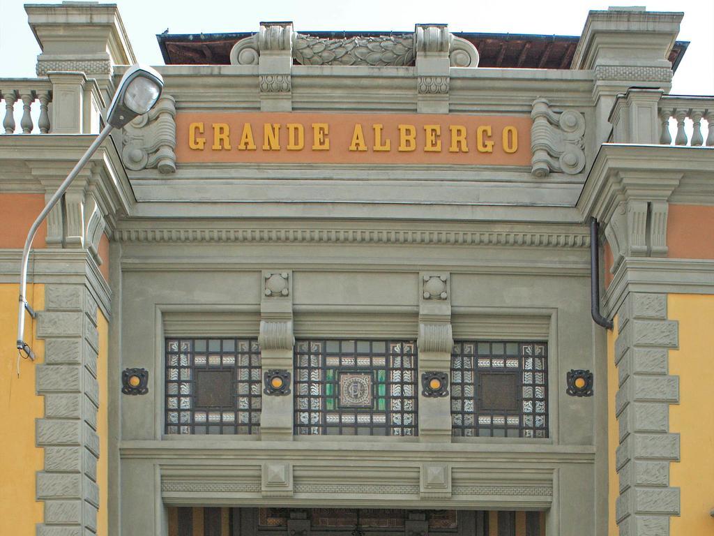 Grand Hotel & La Pace Spa Montecatini Terme Bagian luar foto